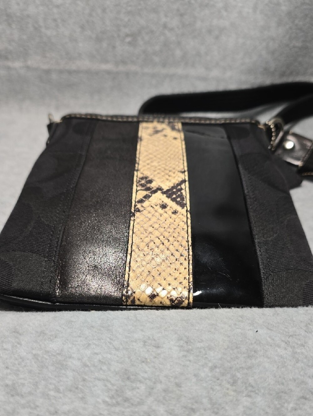 Coach Rare Limited Edition Python Snake Crossbody Swingpack Bag - Picture 10 of 10